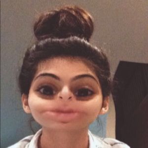 Meet your Posher, Malika